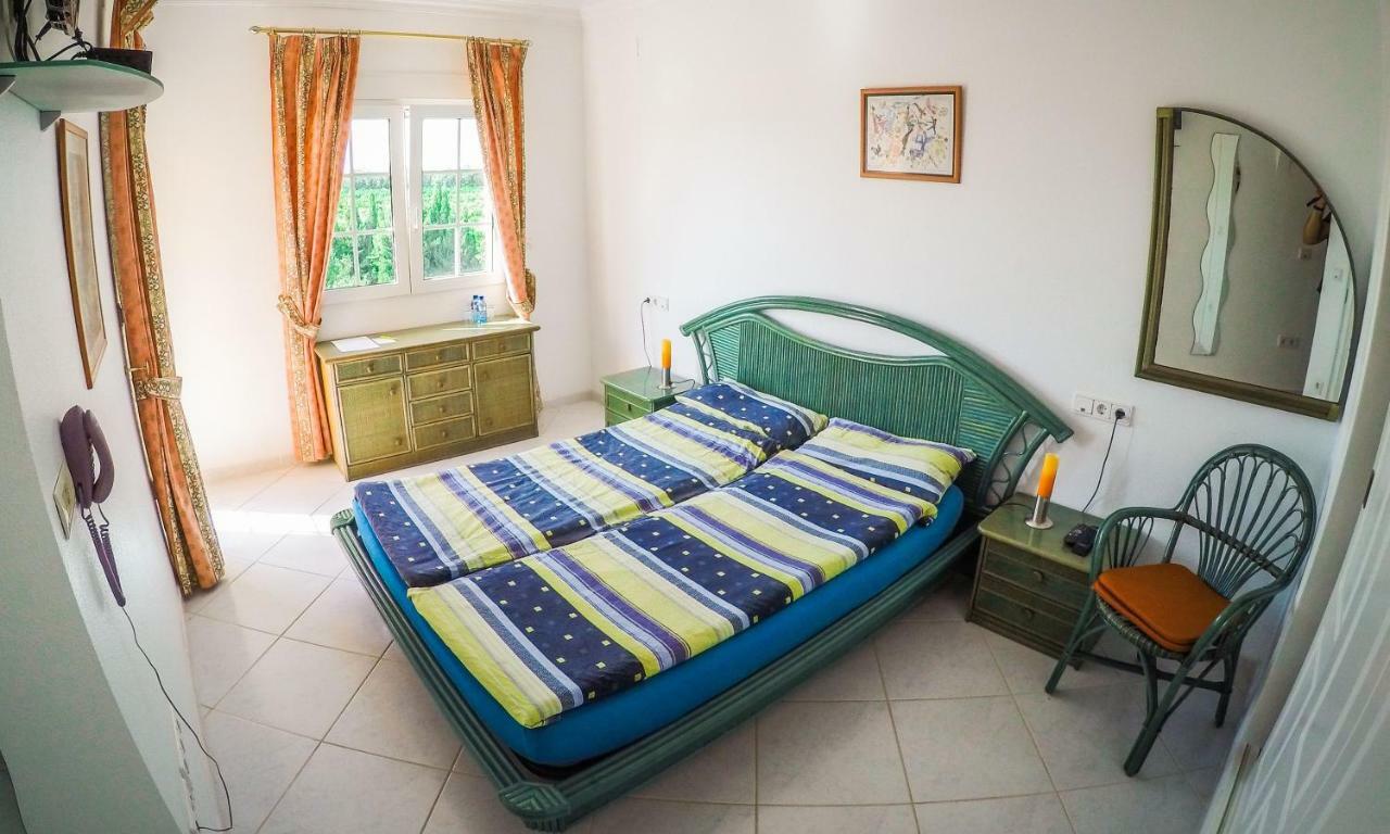 Pension Los Caballos Els Poblets Extérieur photo